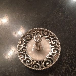 Brighton ring holder.